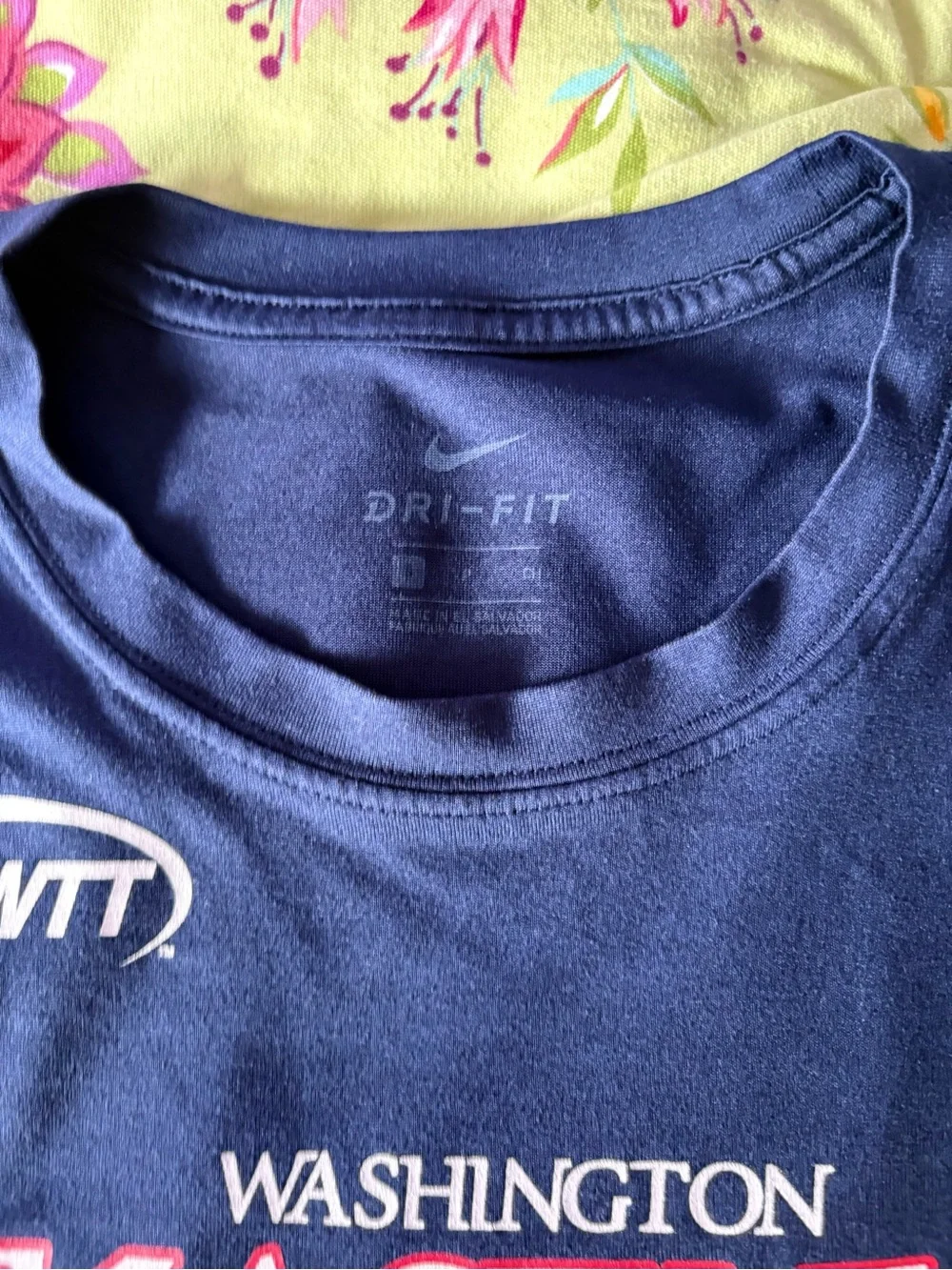 Washington Kastles x Nike Dri-Fit WTT World Team Tennis 6 time champs tee S NWOT